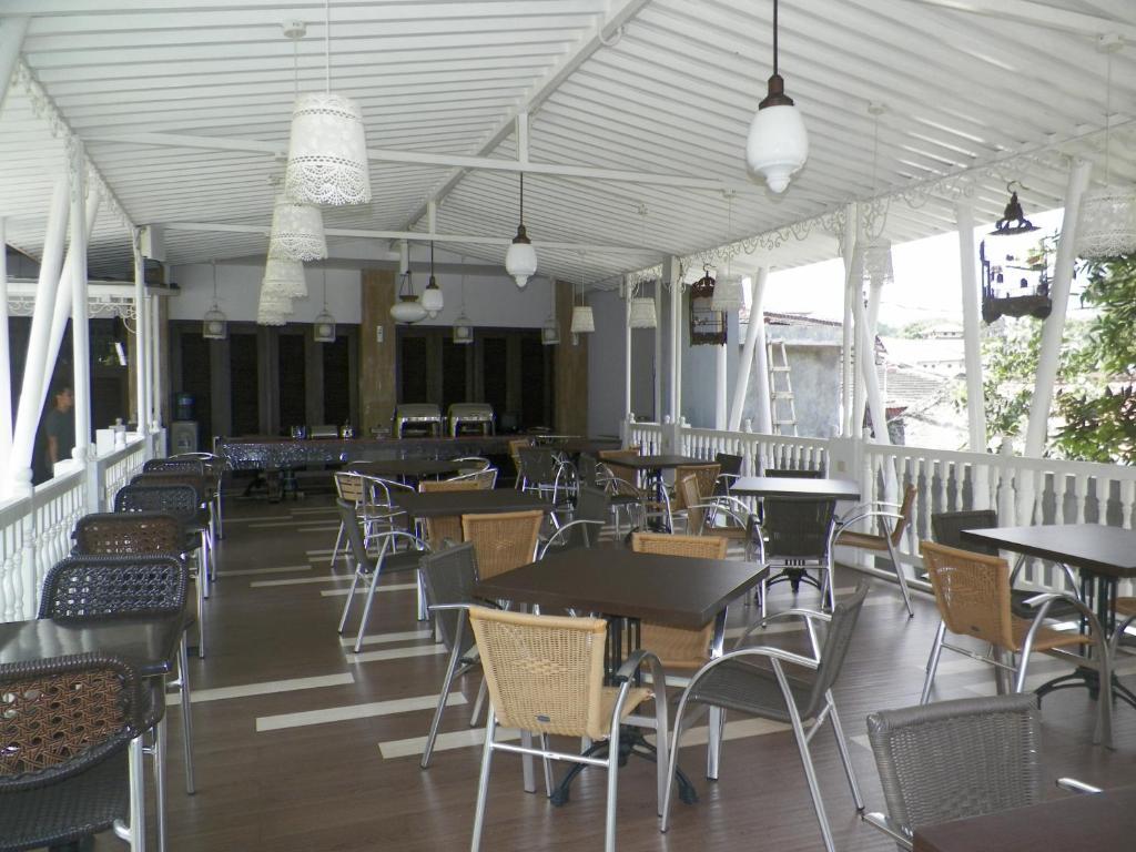 The Victoria Guesthouse Bandung Exterior foto